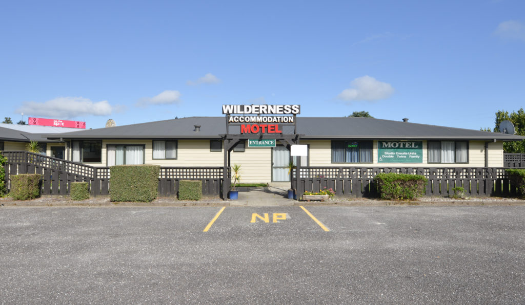 Wilderness Accommodation Motel and Backpackers in Haast